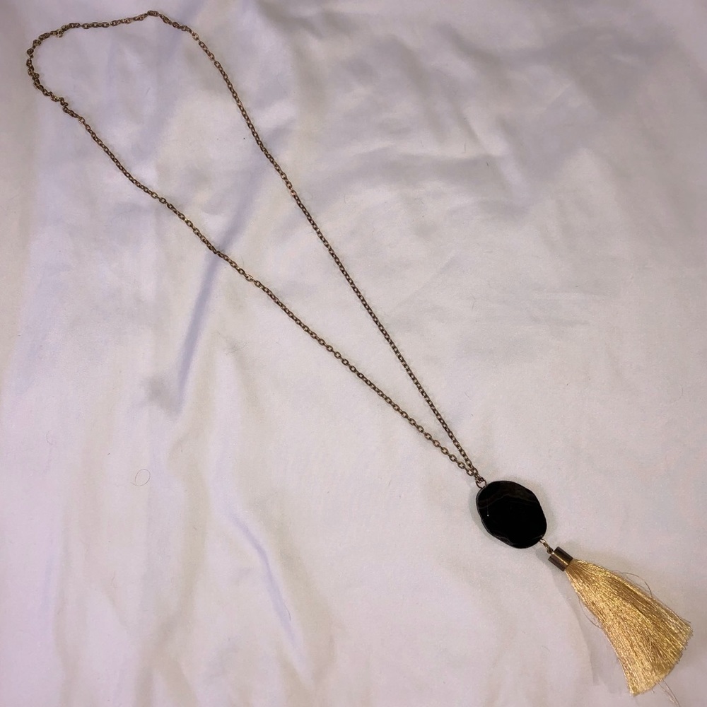 Boutique long tassel necklace
